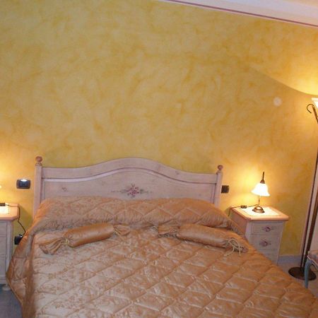 Bed And Breakfast Il Faggio Povegliano Veronese Szoba fotó