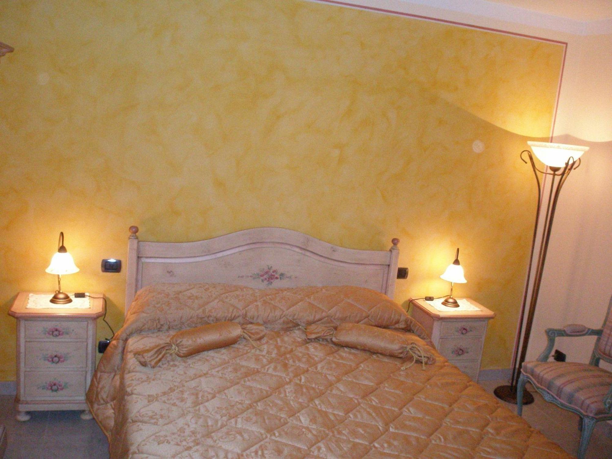 Bed And Breakfast Il Faggio Povegliano Veronese Szoba fotó
