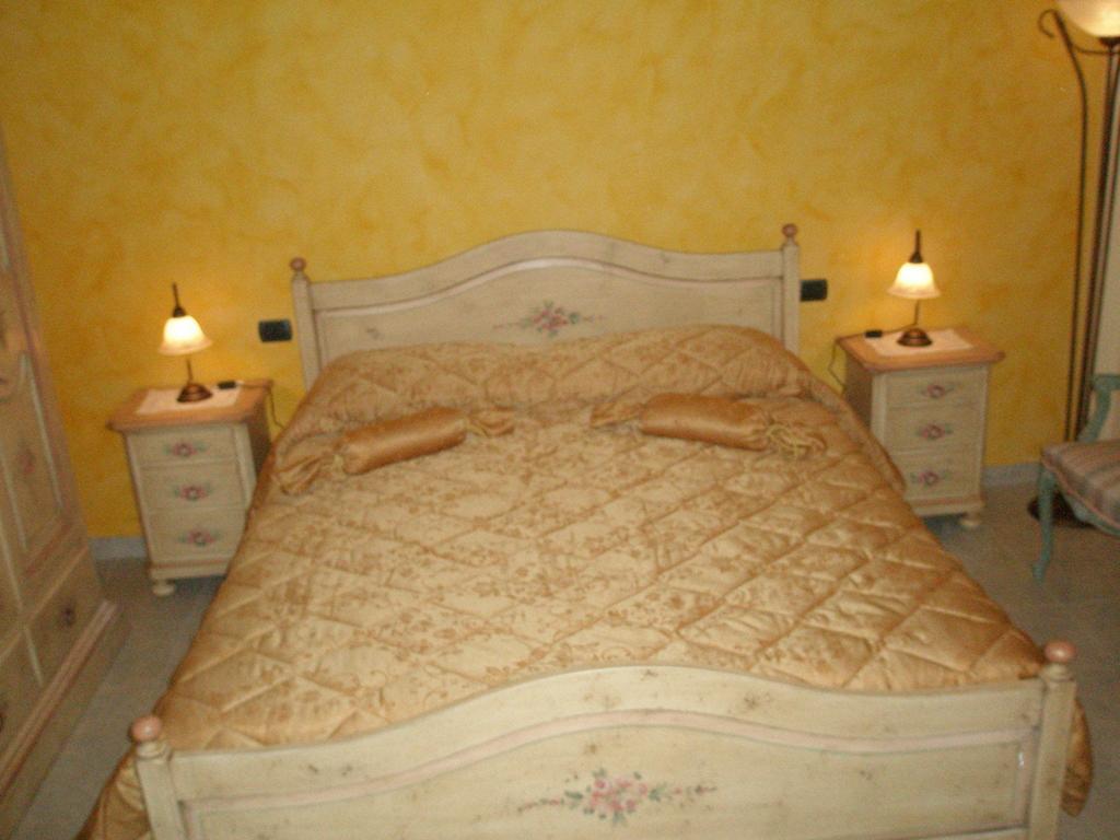 Bed And Breakfast Il Faggio Povegliano Veronese Szoba fotó